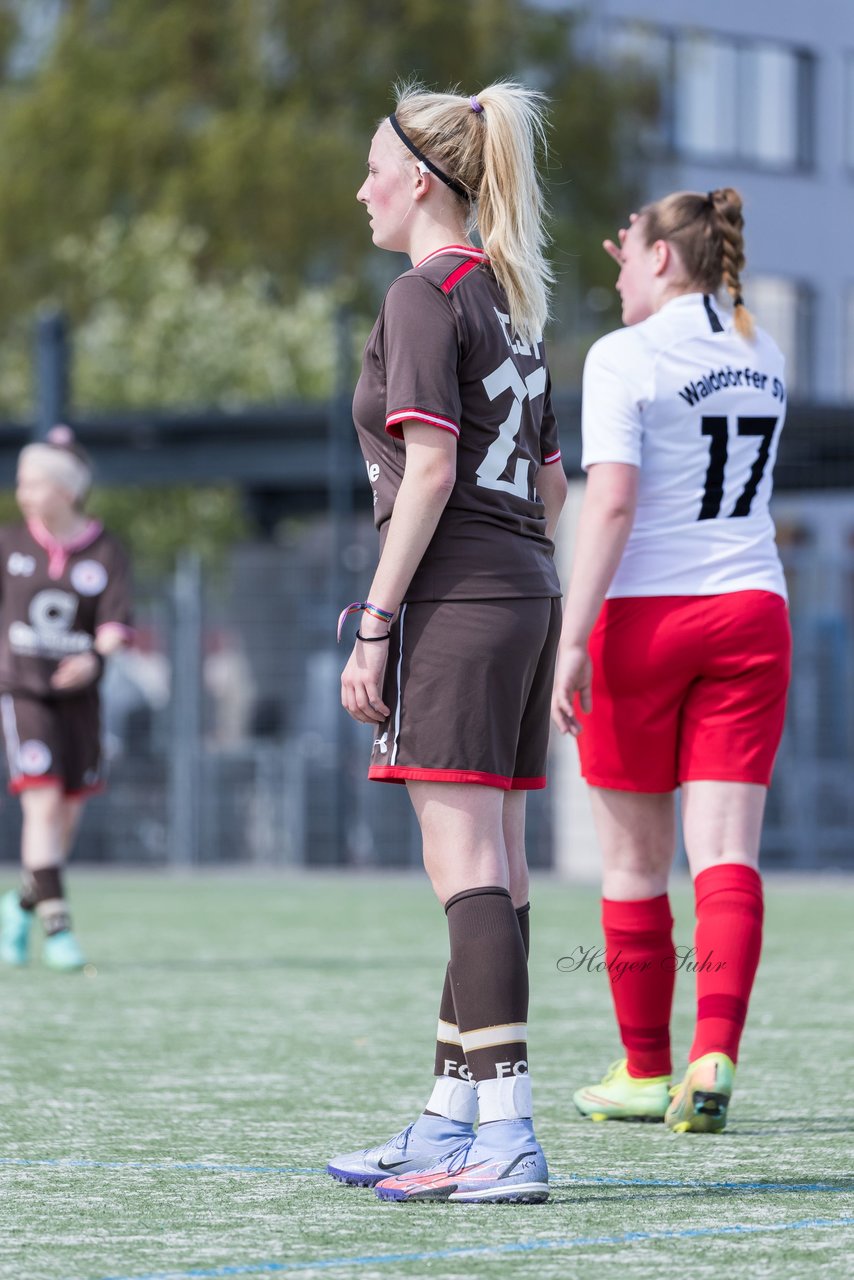 Bild 192 - wBJ St. Pauli - Walddoerfer : Ergebnis: 1:11